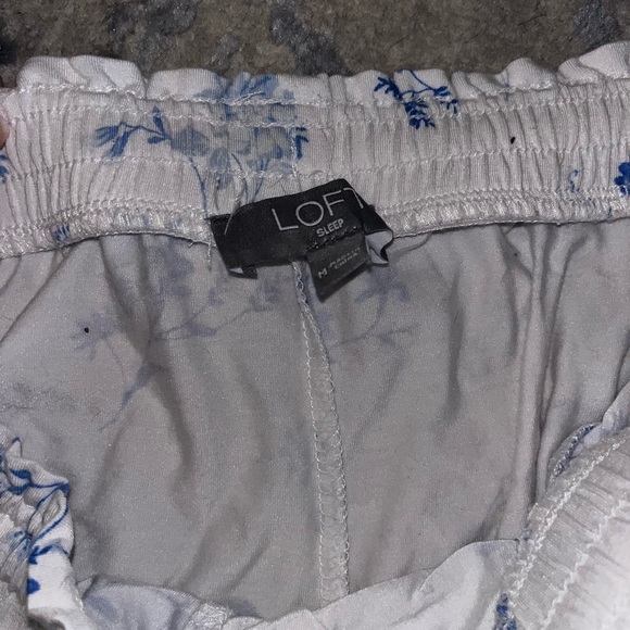 Loft Women's Notch Collar Short Sleeve and Drawcord Sleep Capri Pant Set - Picture 8 of 8